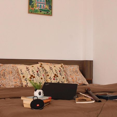 La Casa By Cosmic Kriya Hostel Bir  Ngoại thất bức ảnh