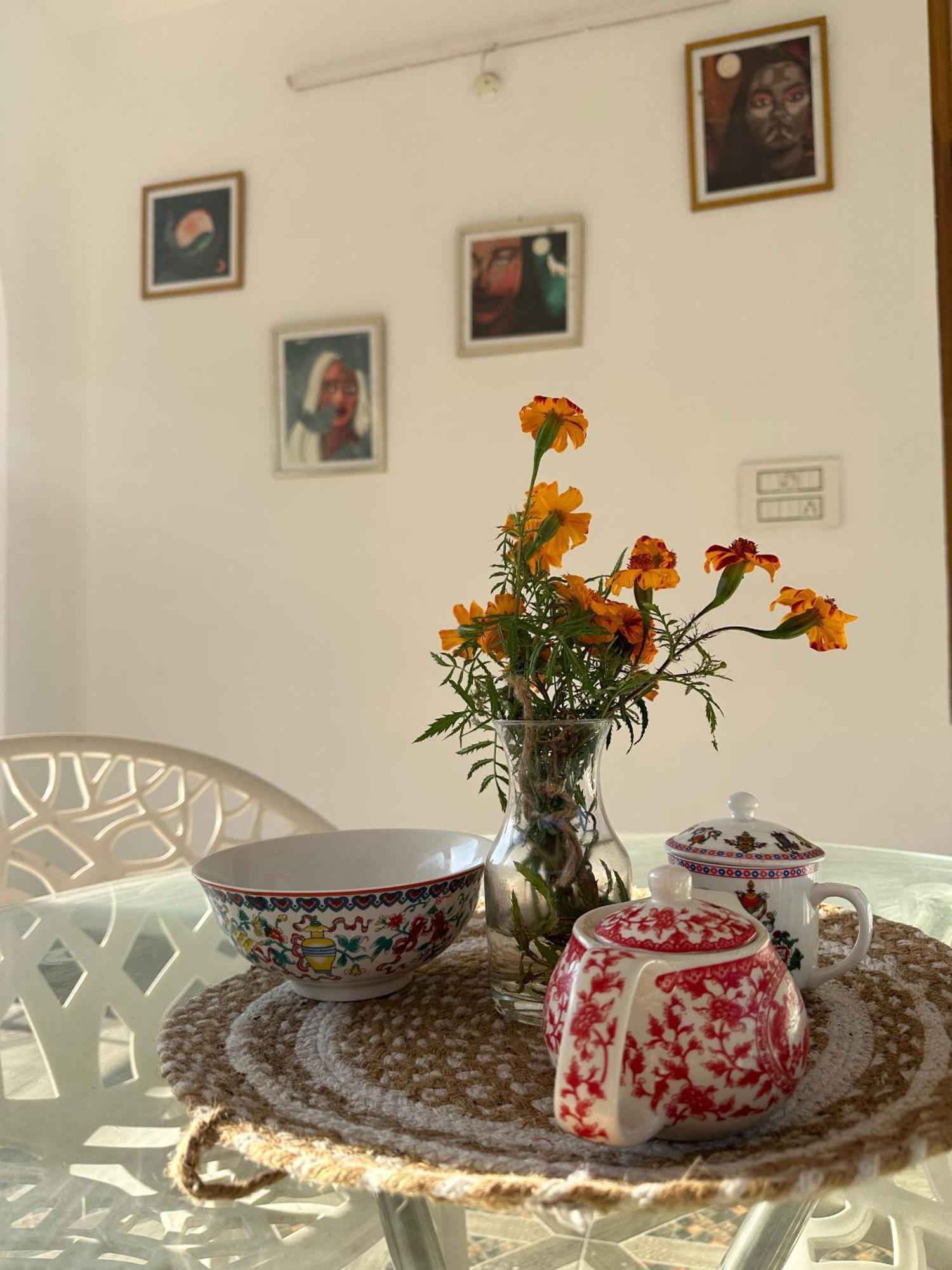 La Casa By Cosmic Kriya Hostel Bir  Ngoại thất bức ảnh