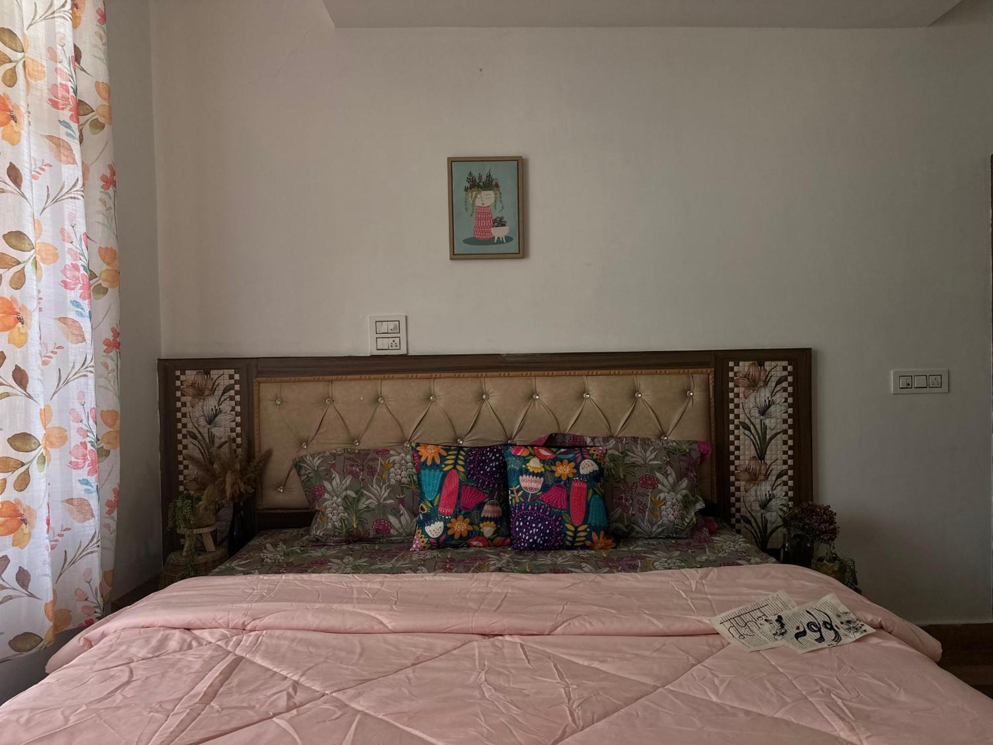 La Casa By Cosmic Kriya Hostel Bir  Ngoại thất bức ảnh
